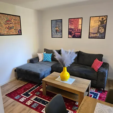 Urban Dvor - 1 Apartment *